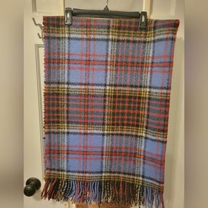 Vintage Irish wool shawl/ small blanket
